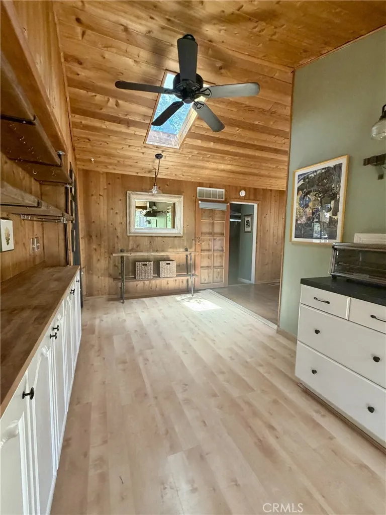 456 S Skyline Drive Thousand Oaks, CA 91361