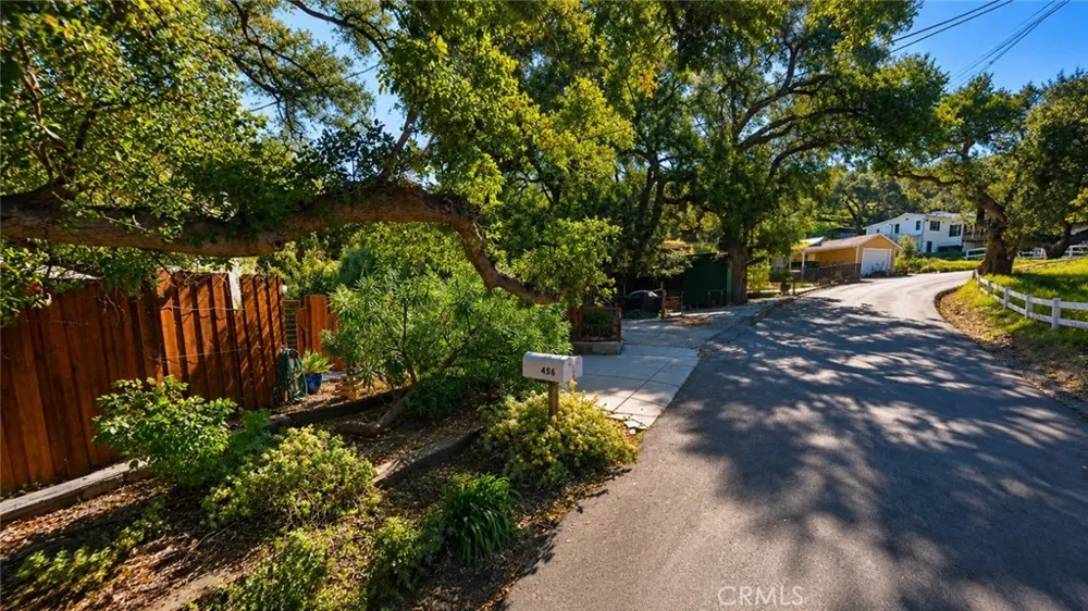 456 S Skyline Drive Thousand Oaks, CA 91361