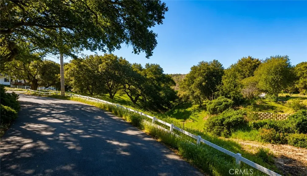 456 S Skyline Drive Thousand Oaks, CA 91361