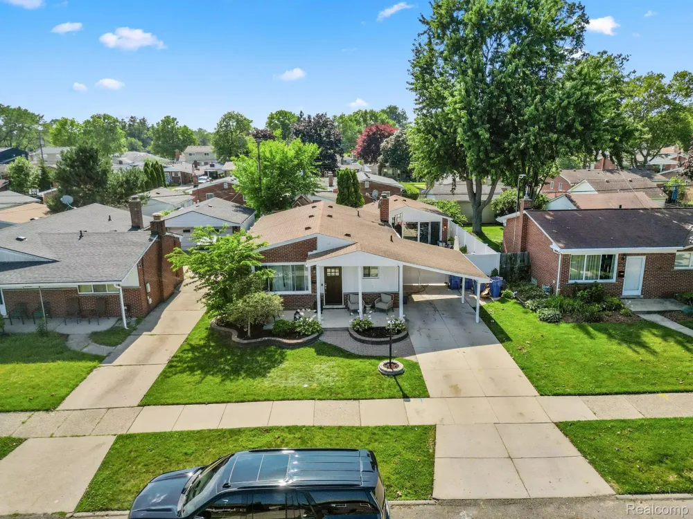 6151 Coolidge Street Dearborn Heights City, MI 48127