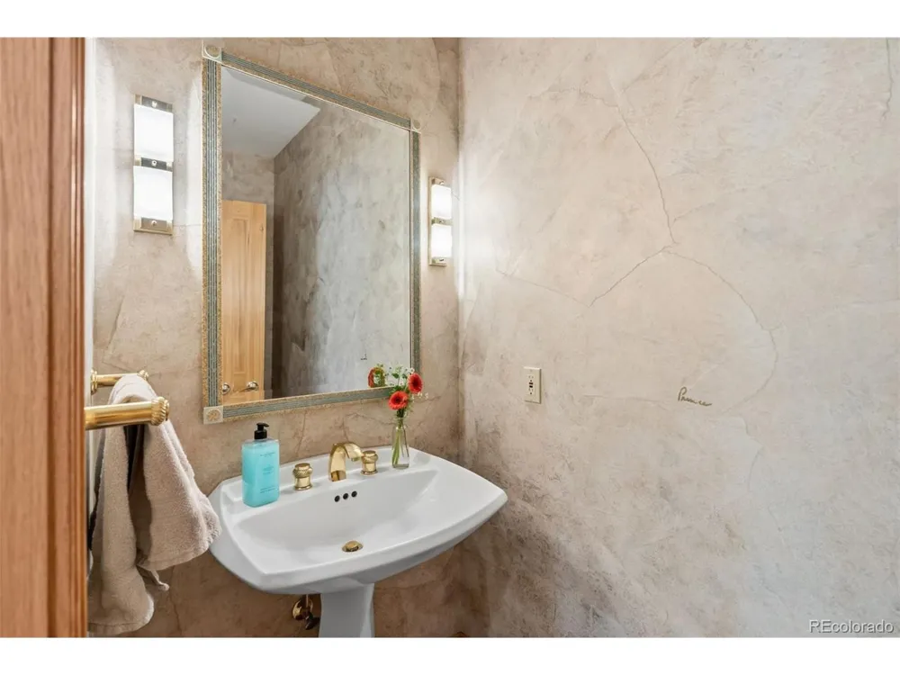 1165 Emerald Road Silverthorne, CO 80498