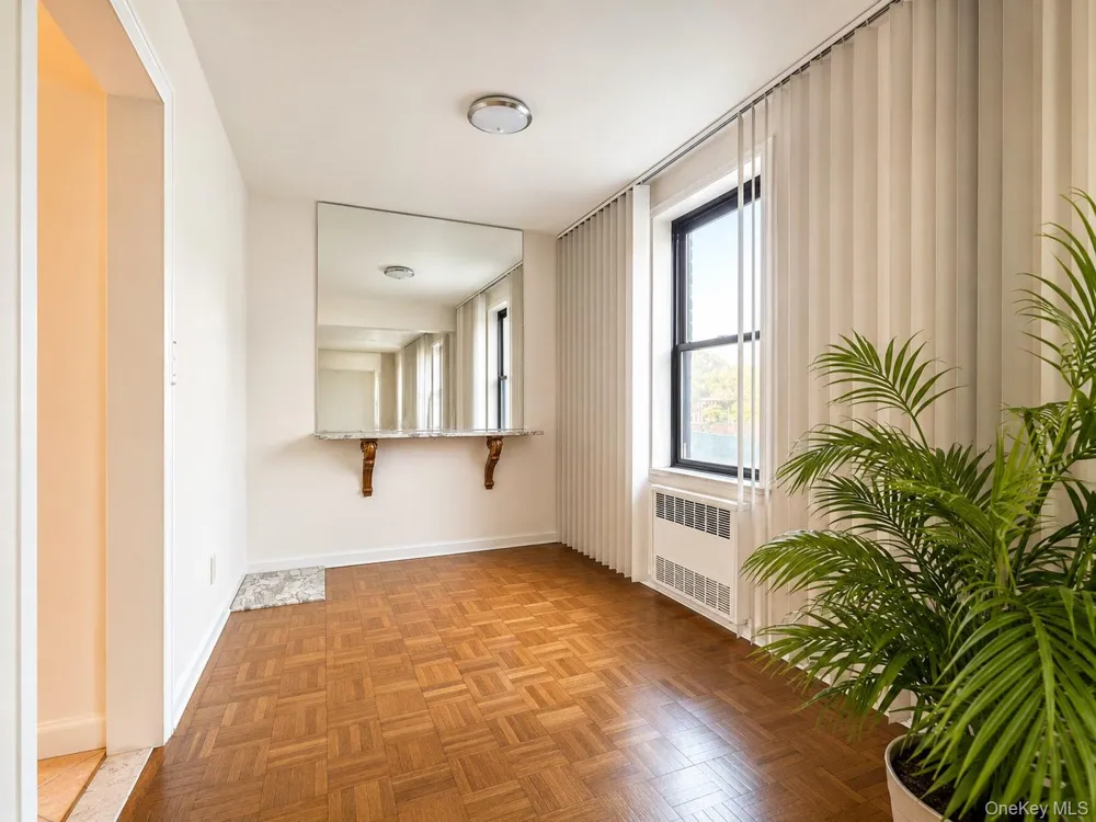 226-26 Union Turnpike #1F Oakland Gardens, NY 11364