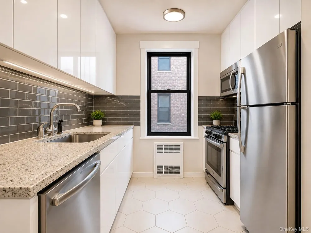 226-26 Union Turnpike #1F Oakland Gardens, NY 11364