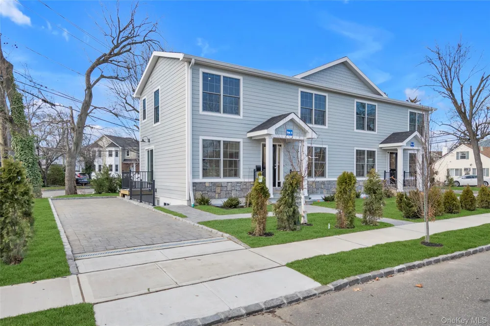 1 Manhasset Avenue #B Port Washington, NY 11050