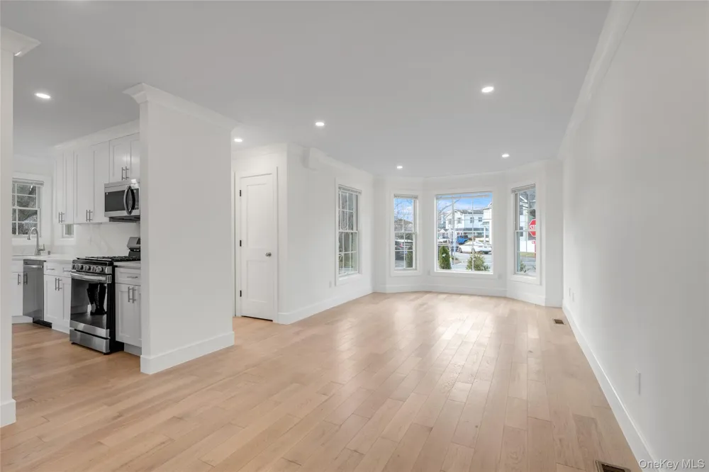 1 Manhasset Avenue #B Port Washington, NY 11050