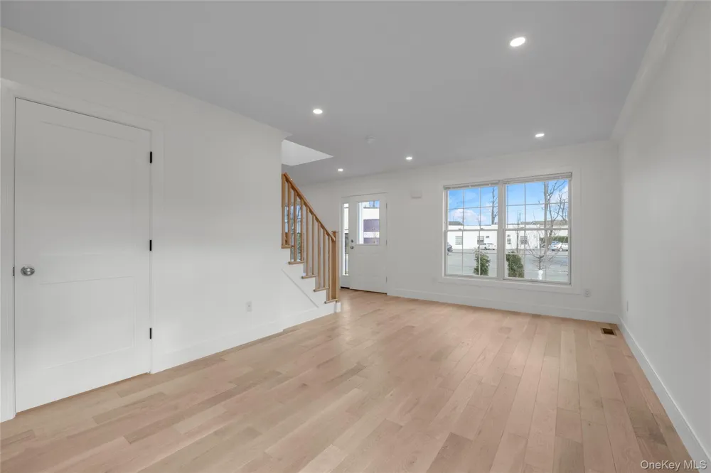 1 Manhasset Avenue #B Port Washington, NY 11050