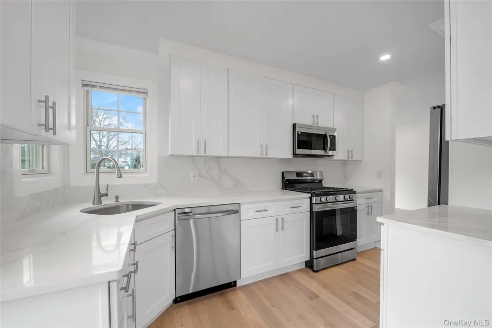 1 Manhasset Avenue #B Port Washington, NY 11050