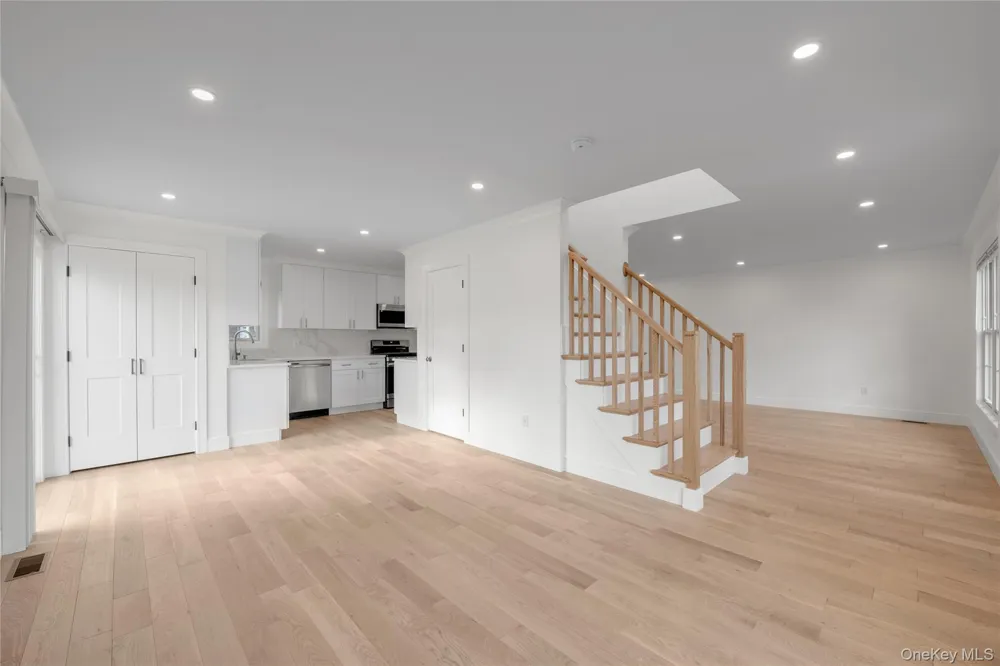1 Manhasset Avenue #B Port Washington, NY 11050