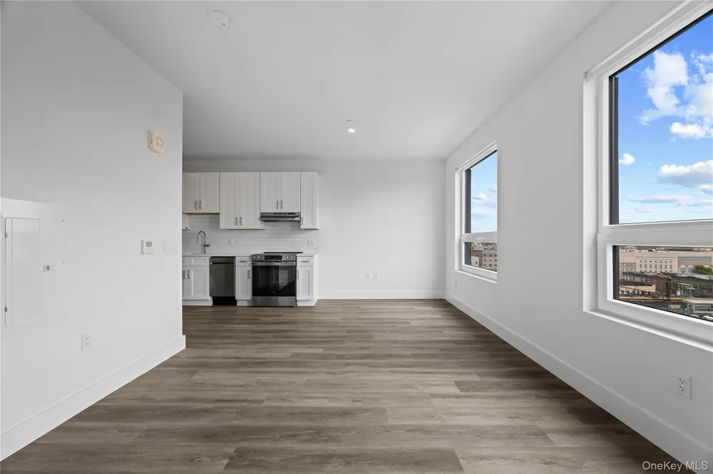 30 Broad Street #605 Port Chester, NY 10573