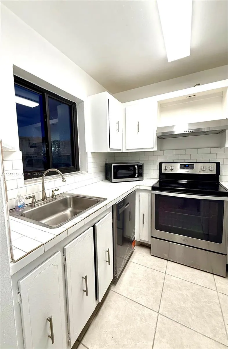 131 SW 109th Ave #L5 Sweetwater, FL 33174