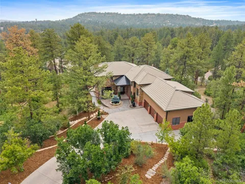 332 Ovida Place