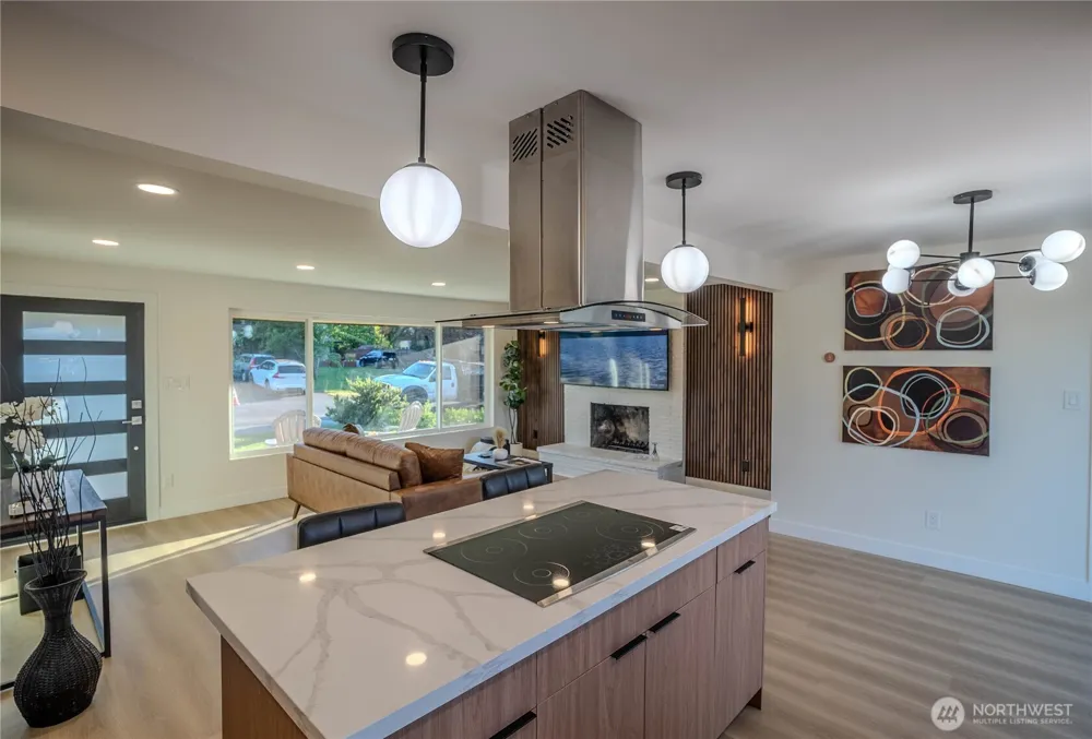 7716 S Mission Drive Seattle, WA 98178