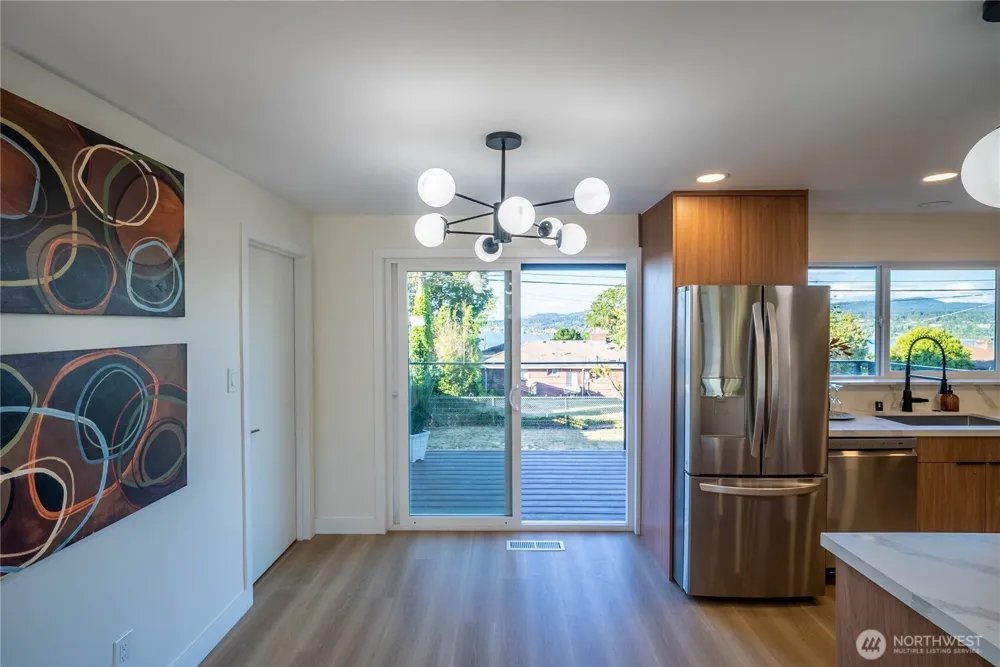 7716 S Mission Drive Seattle, WA 98178