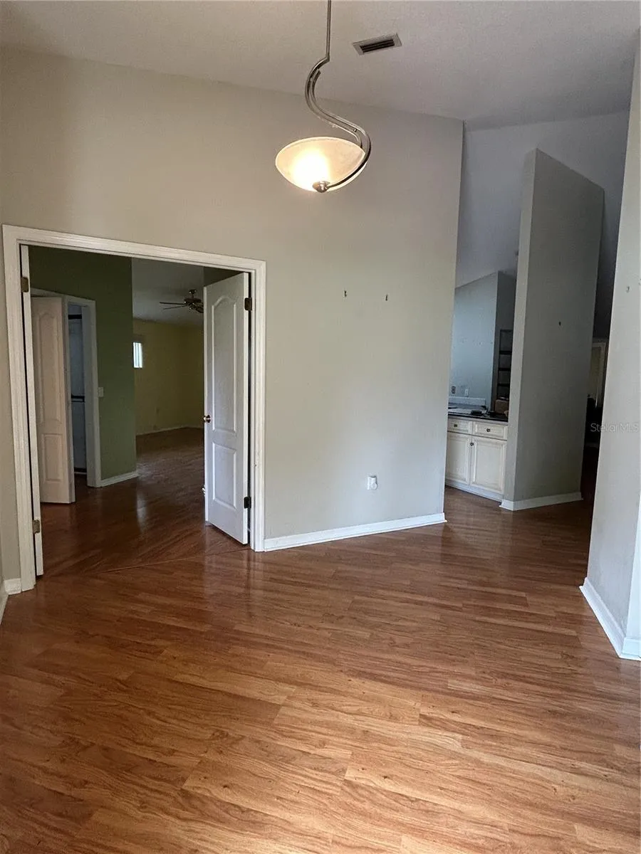 1612 GULF BEACH BOULEVARD Tarpon Springs, FL 34689