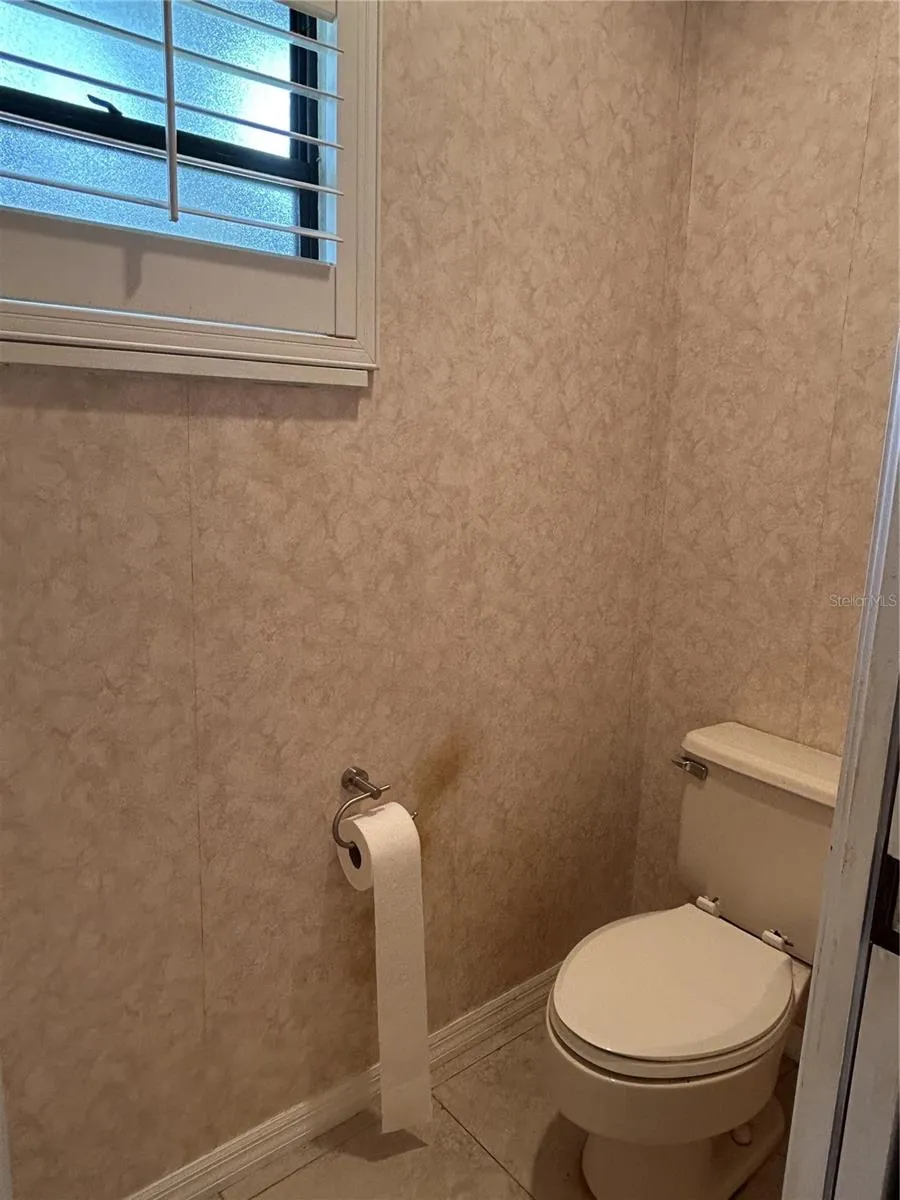 1612 GULF BEACH BOULEVARD Tarpon Springs, FL 34689