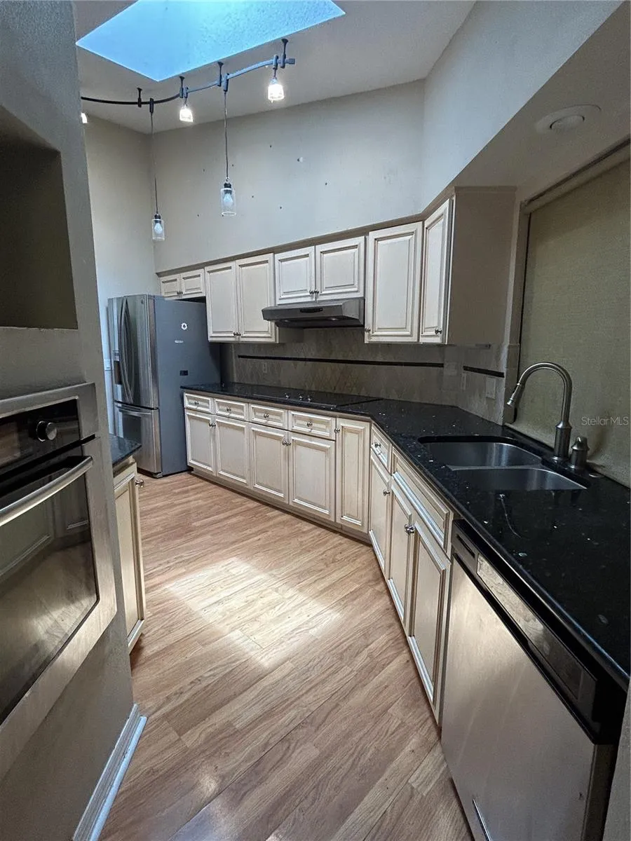 1612 GULF BEACH BOULEVARD Tarpon Springs, FL 34689