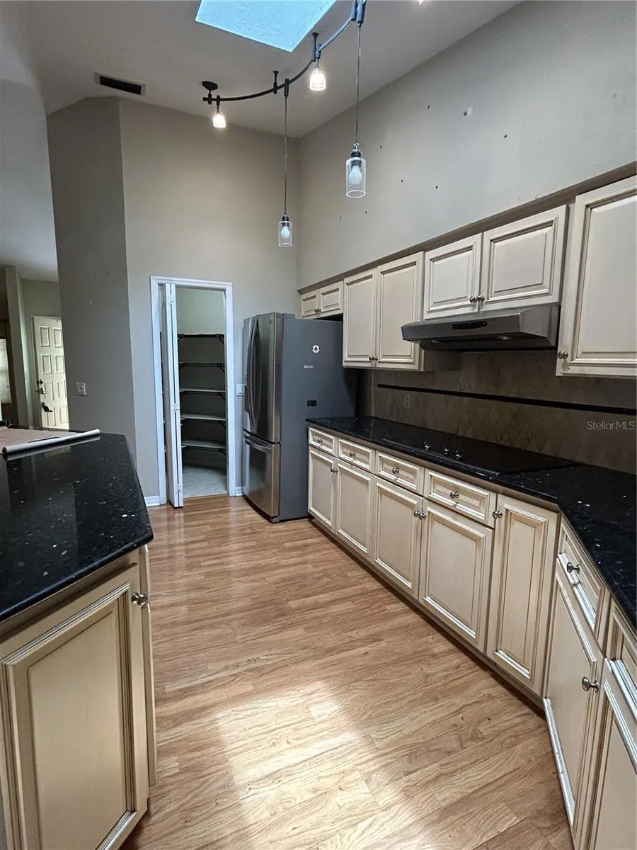 1612 GULF BEACH BOULEVARD Tarpon Springs, FL 34689