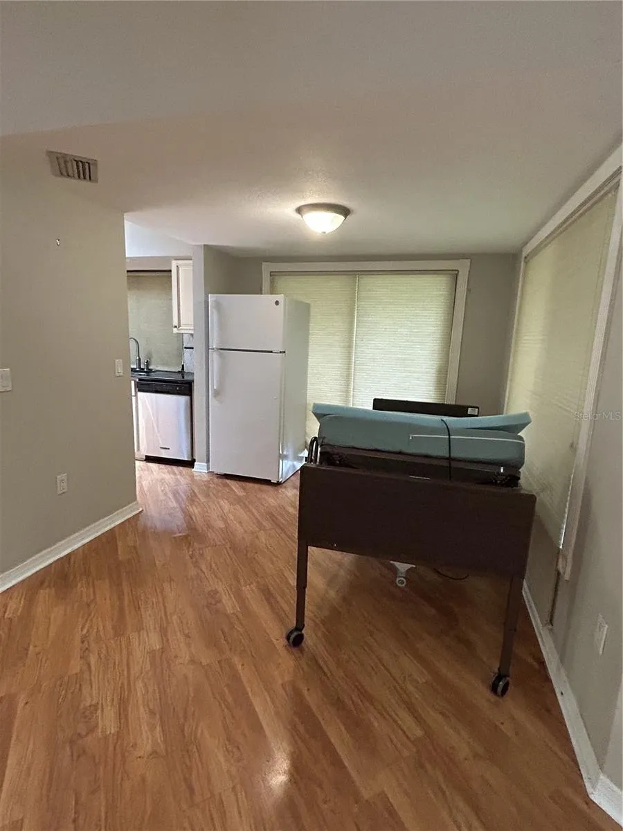 1612 GULF BEACH BOULEVARD Tarpon Springs, FL 34689
