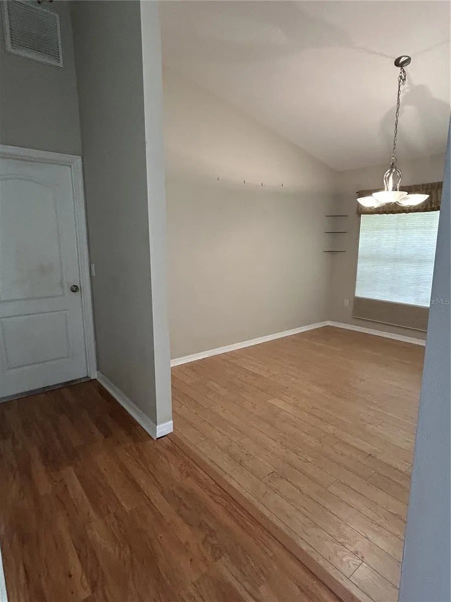1612 GULF BEACH BOULEVARD Tarpon Springs, FL 34689