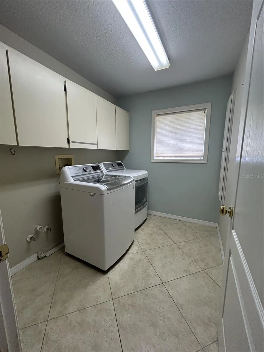 1612 GULF BEACH BOULEVARD Tarpon Springs, FL 34689