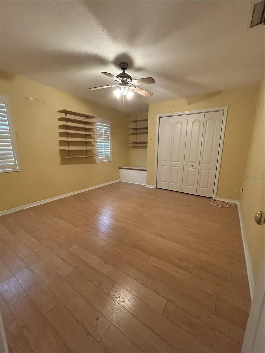 1612 GULF BEACH BOULEVARD Tarpon Springs, FL 34689