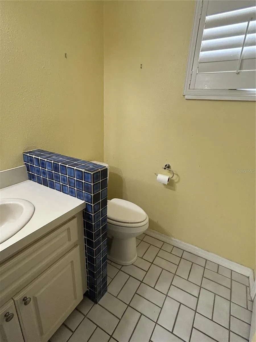 1612 GULF BEACH BOULEVARD Tarpon Springs, FL 34689