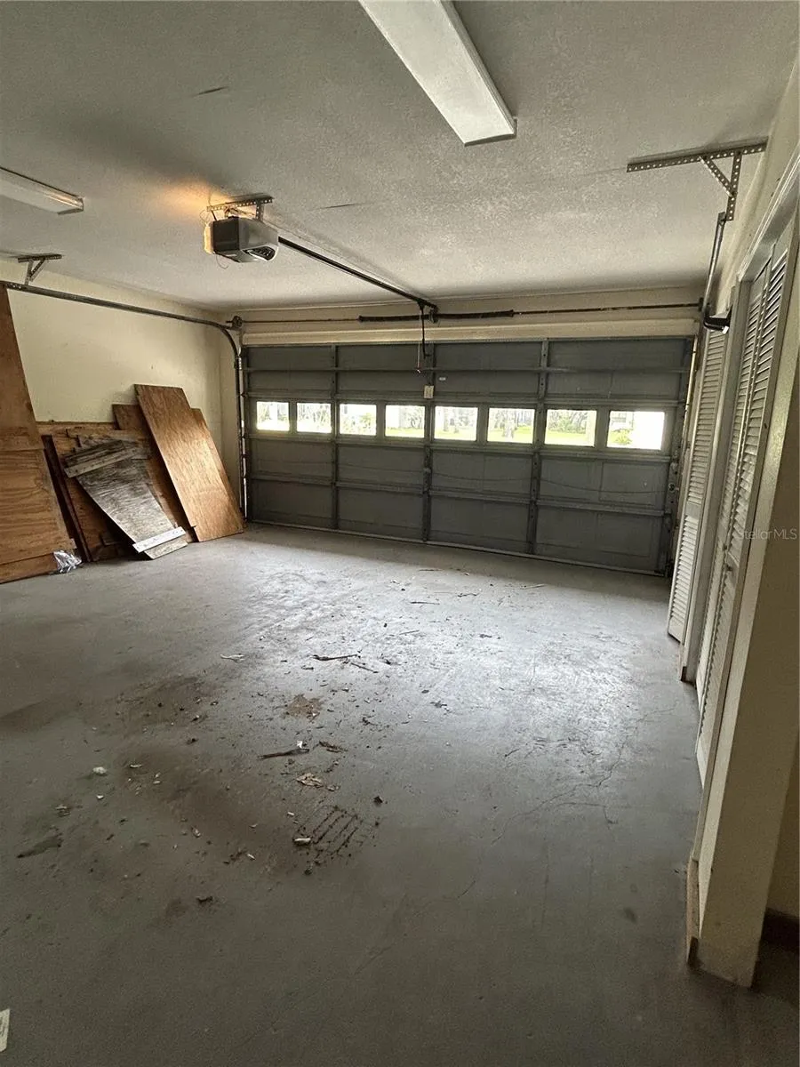 1612 GULF BEACH BOULEVARD Tarpon Springs, FL 34689