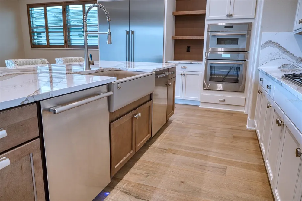 4584 CEDRON COURT Sarasota, FL 34240