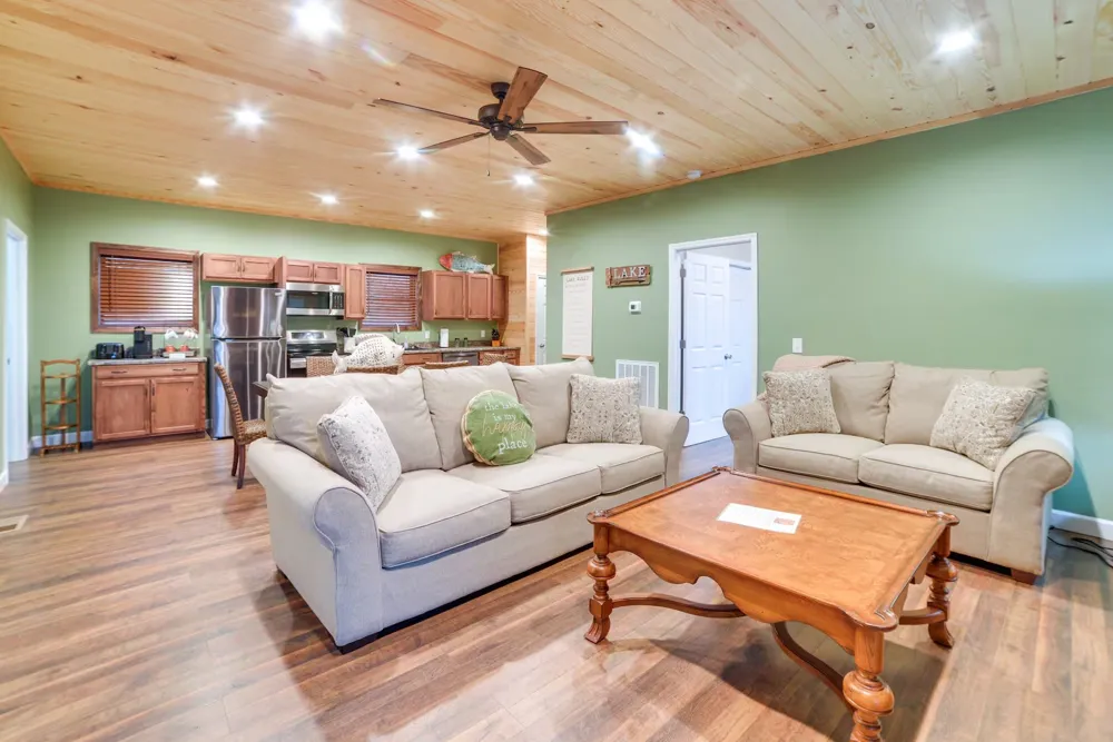 3010 Highwater Rd Waverly, TN 37185