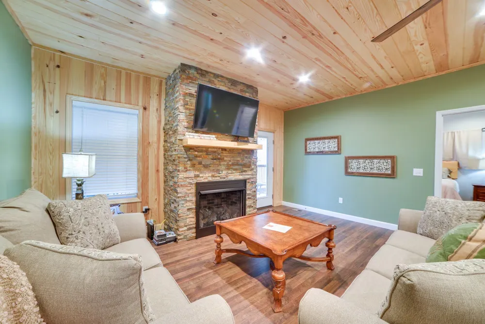 3010 Highwater Rd Waverly, TN 37185