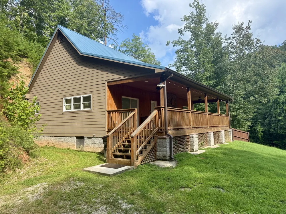 3010 Highwater Rd Waverly, TN 37185