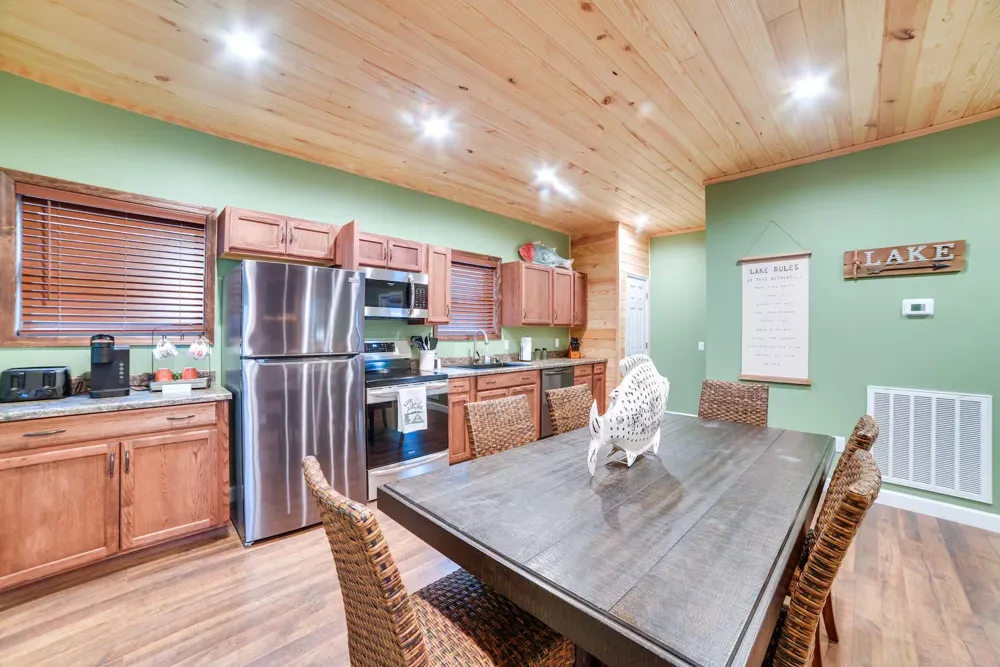 3010 Highwater Rd Waverly, TN 37185
