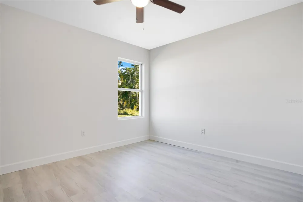 10450 PENDLETON AVENUE #10452 Englewood, FL 34224