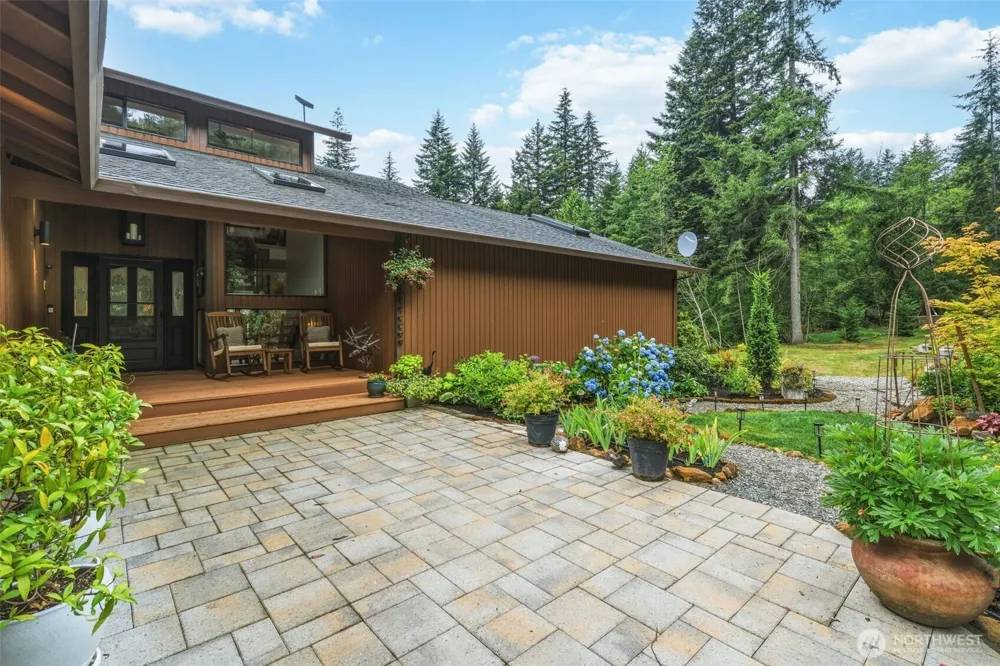 15317 NE Winsor Drive Brush Prairie, WA 98606