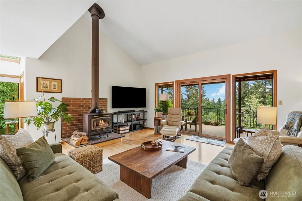 15317 NE Winsor Drive Brush Prairie, WA 98606