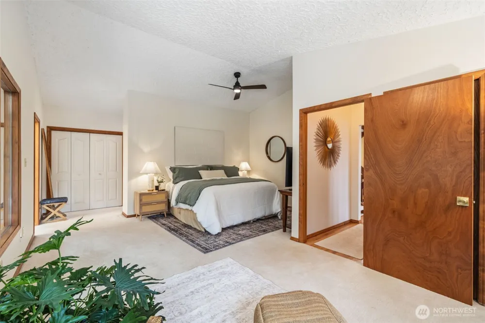 15317 NE Winsor Drive Brush Prairie, WA 98606