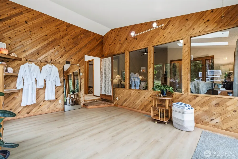 15317 NE Winsor Drive Brush Prairie, WA 98606