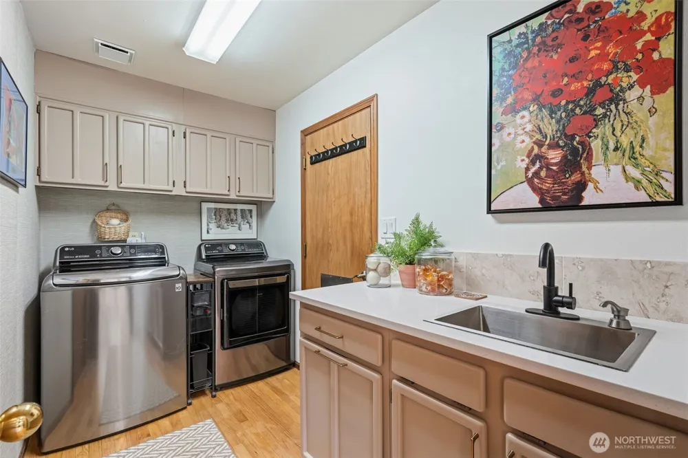 15317 NE Winsor Drive Brush Prairie, WA 98606