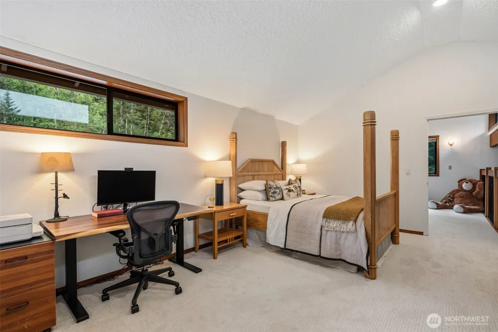 15317 NE Winsor Drive Brush Prairie, WA 98606