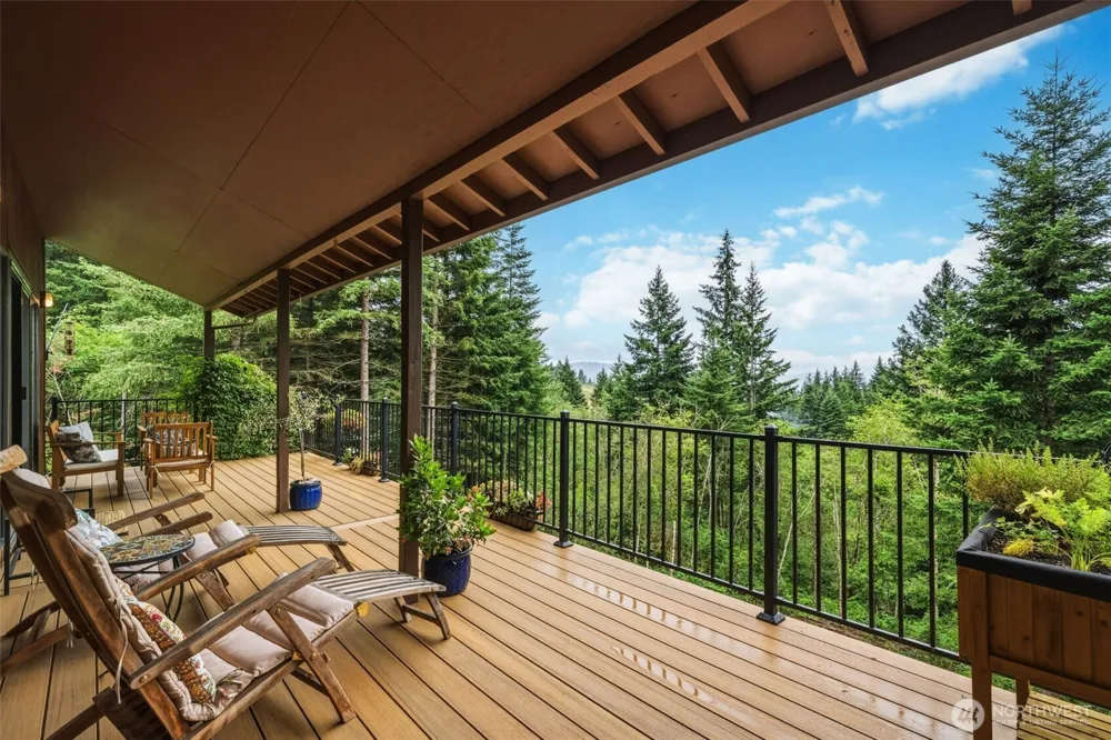 15317 NE Winsor Drive Brush Prairie, WA 98606