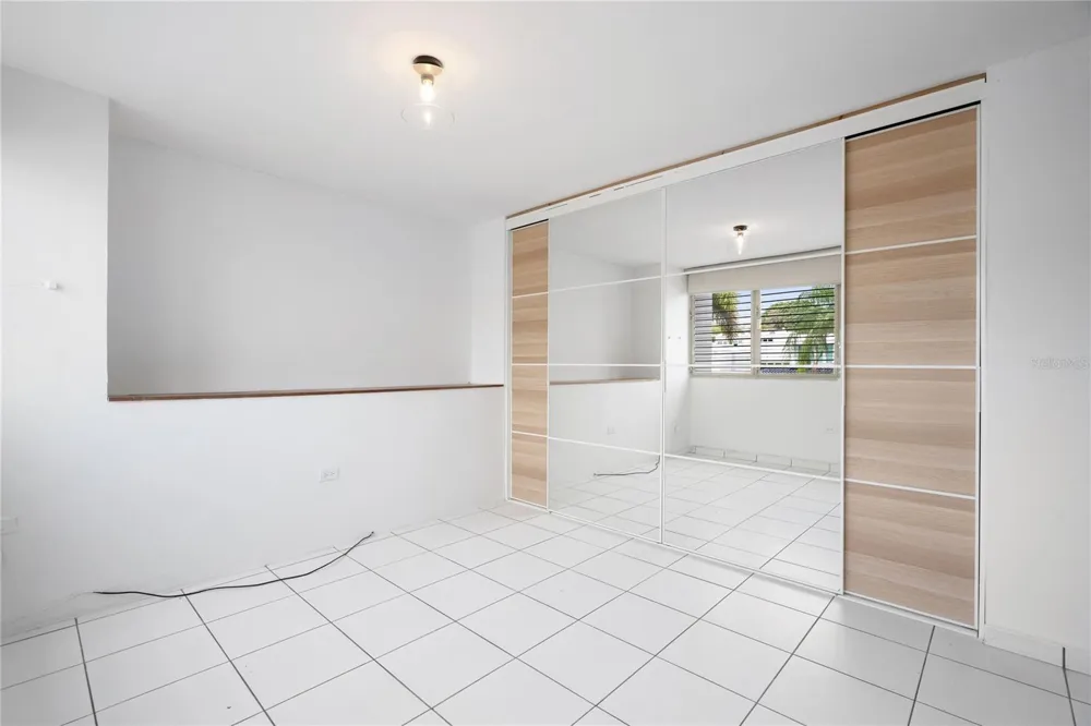 G7 SICILIA Guaynabo, PR 00966