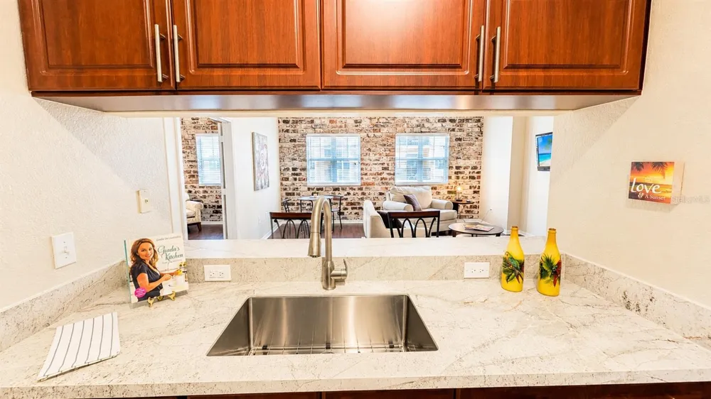 1064 TAMIAMI TRAIL #1320 Sarasota, FL 34236