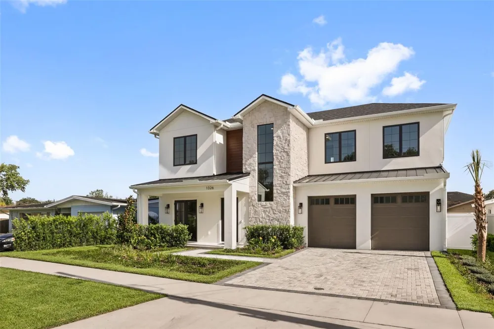 1326 W NEW HAMPSHIRE STREET Orlando, FL 32804