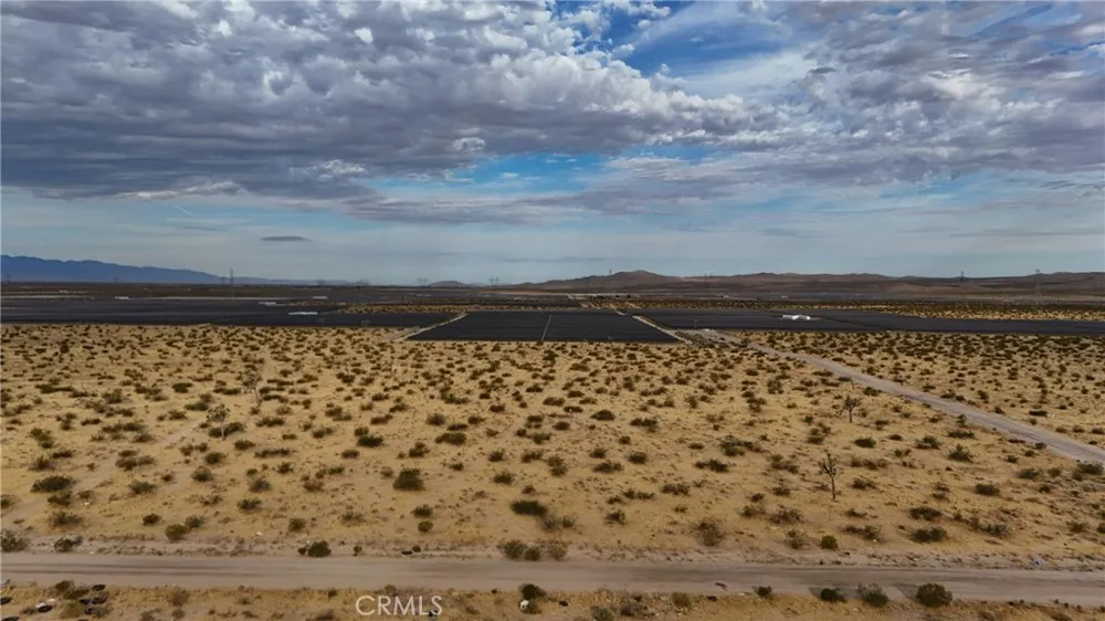 741 Desoto Street Adelanto, CA 92301