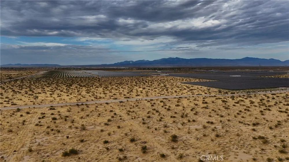 741 Desoto Street Adelanto, CA 92301