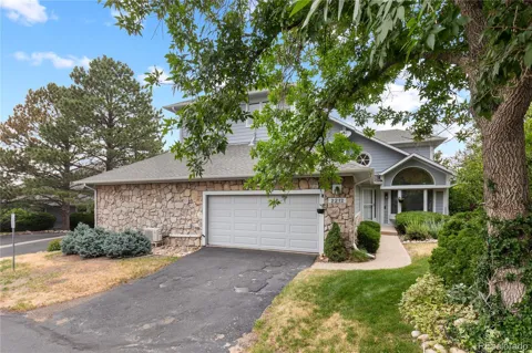 2212 Emerald Drive