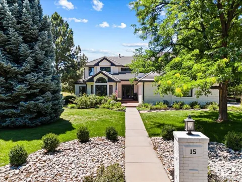 15 Glenmoor Circle