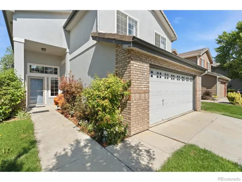1115 Lochmore Place