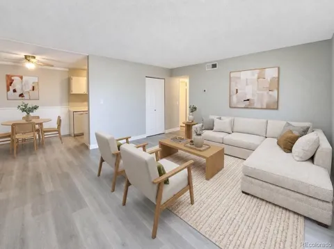 10211 Ura Lane #6-302