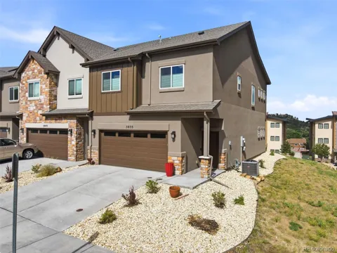 5835 Villa Lorenzo Drive